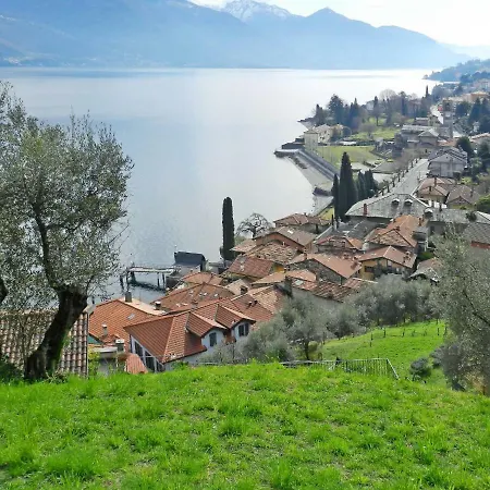 Locazione Turistica Casa Silvia 펜션